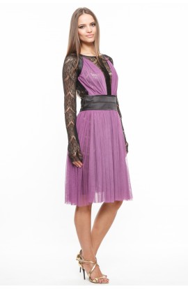 Rochie din dantela cu fronseuri din tull